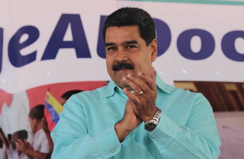 Maduro: Un magisterio con derechos es la base de una educación de calidad