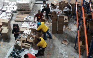 La falsa soberanía alimentaria: Un vistazo al centro de llenado de cajas CLAP… en Panamá (fotos)