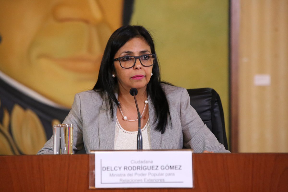 Delcy Rodríguez anuncia que tomarán acciones tras “mentiras de CNN” (Videos)