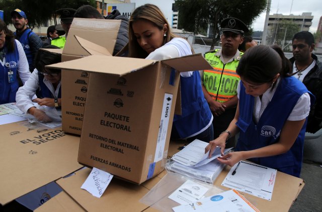 REUTERS/Mariana Bazo