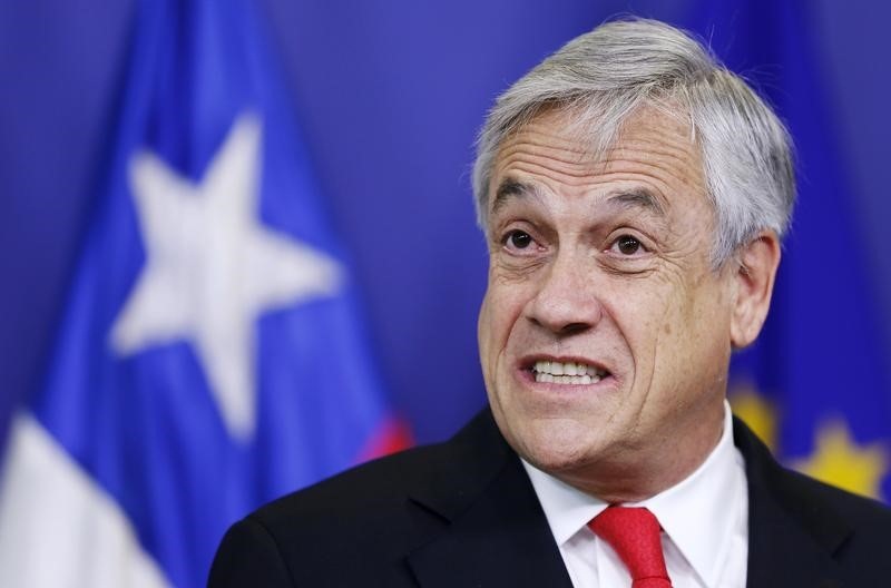 Piñera cataloga de “golpe de Estado” la decisión del TSJ en Venezuela