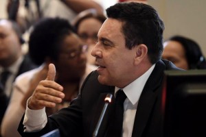 Samuel Moncada hará una “denuncia importante” mañana en la OEA