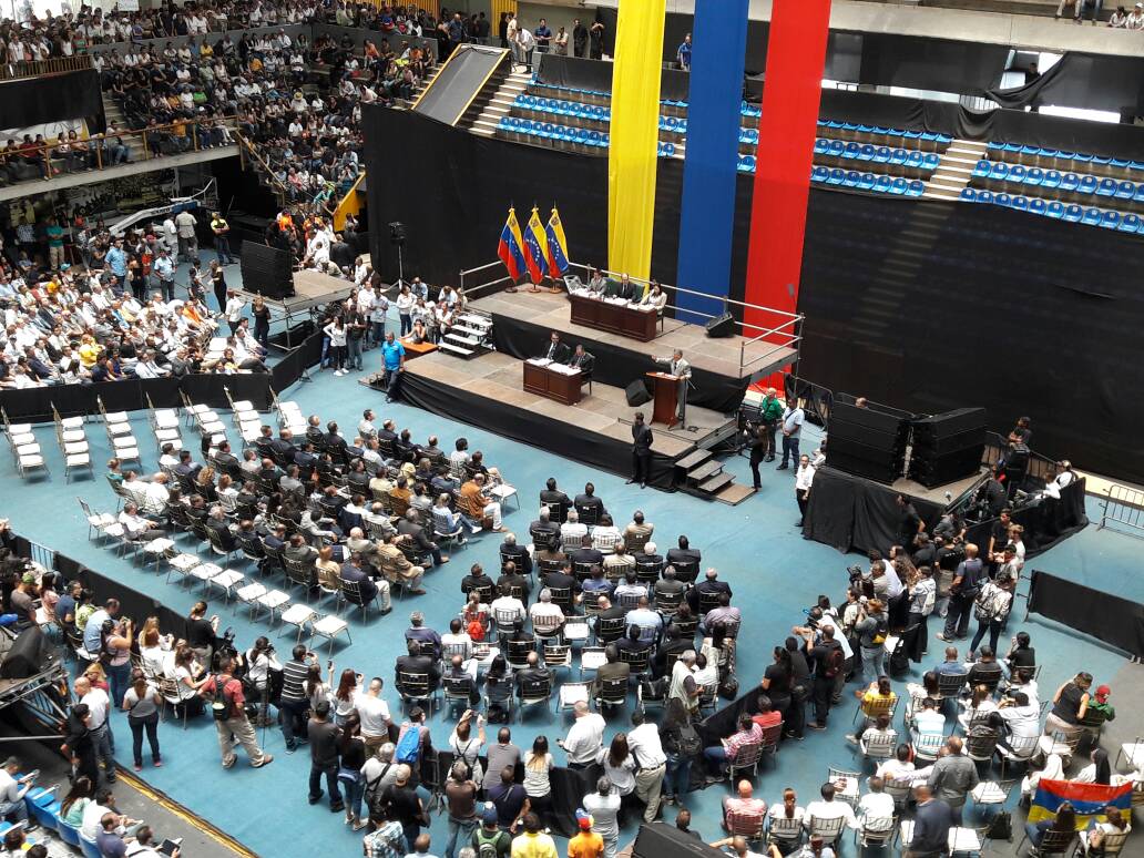 Baruteños marcharon hasta Altamira para homenajear a los héroes caídos