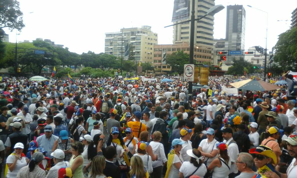 Manifestantes se concentran en Altamira #1May