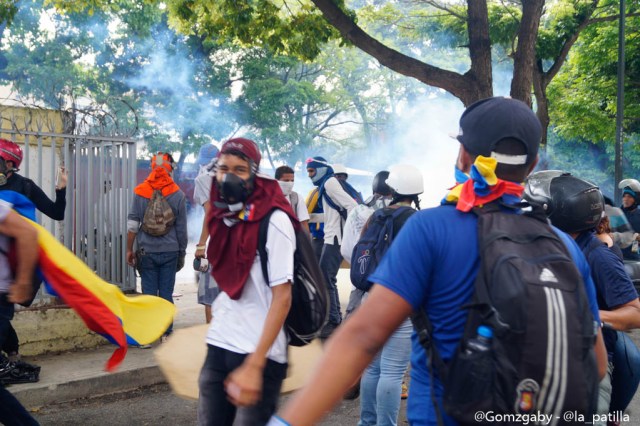 GN efectuó fuerte represión en Caracas este 3 de mayo. Foto: LaPatilla.com / Gabriela Gómez