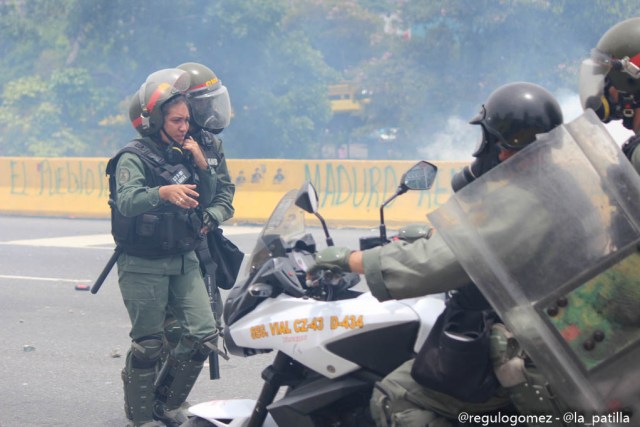 Represión en la Autopista Francisco Farjardo (8)