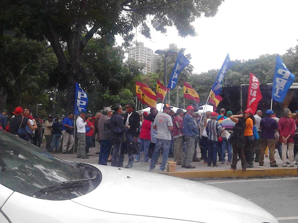 Denuncian agresión a periodistas en sede de Fiscalía en Caracas #16May