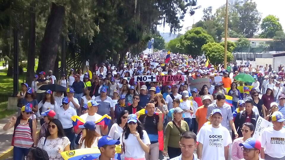En Mérida también marchan para decir “Somos millones” #20May