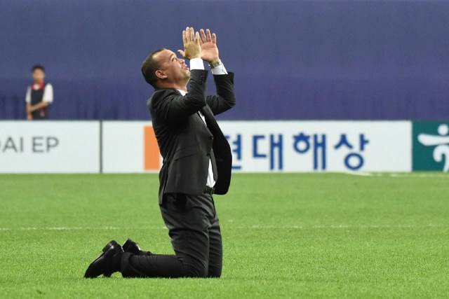 El entrenador venezolano Rafael Dudamel celebra su victoria en la Copa Mundial Sub-20 de semifinales entre Uruguay y Venezuela en Daejeon el 8 de junio de 2017. Foto: Yelim LEE / AFP