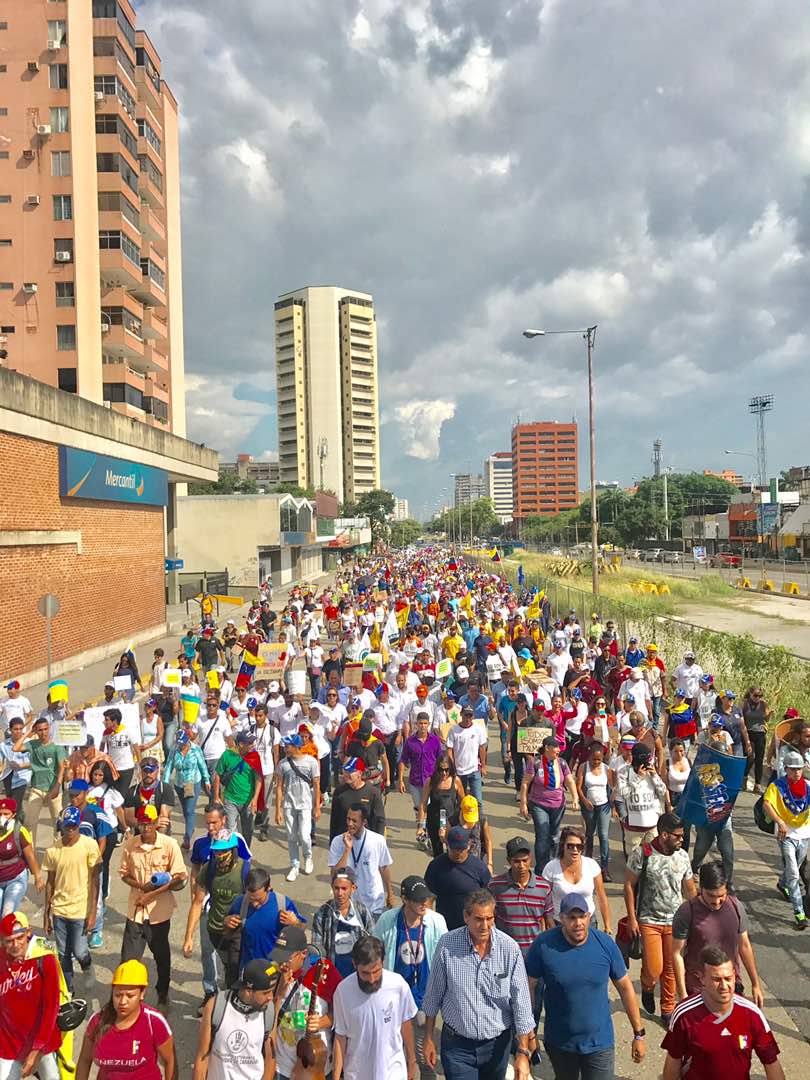 Valencia marcha pacíficamente este #10Jun por la avenida Bolívar Norte (VIDEO)