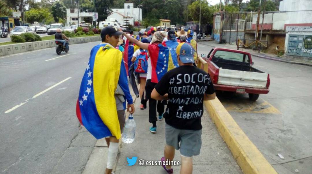 Atacaron con piedras a estudiantes libertarios tachirenses en la Panamericana