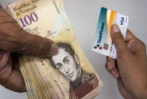 En Zulia, comerciantes rebajan productos hasta un 50% por pago en efectivo