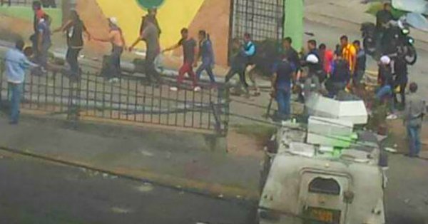 Residentes de Éjido en Mérida piden auxilio tras brutal represión
