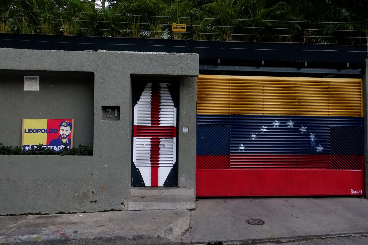 Funcionarios del Sebin fuertemente armados ocuparon la casa de Leopoldo López en Caracas