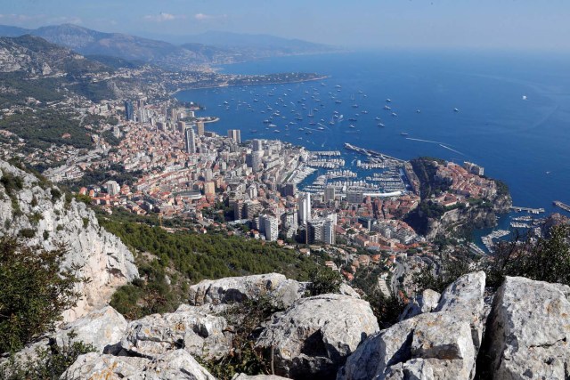 A general view shows Monaco Principality during the Monaco Yacht show, one of the most prestigious pleasure boat show in the world, highlighting hundreds of yachts for the luxury yachting industry and welcomes 580 leading companies, in the port of Monaco, September 27, 2017. REUTERS/Eric Gaillard