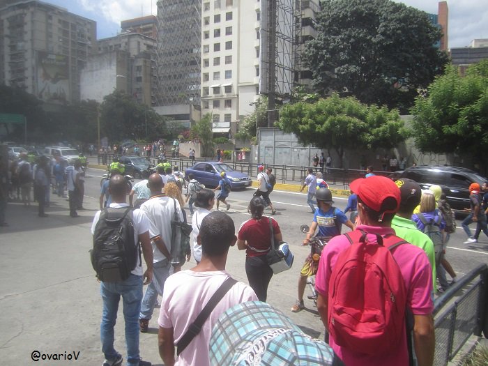 Polichacao disolvió protesta pacífica de la Resistencia y se llevó algunos detenidos (Fotos)