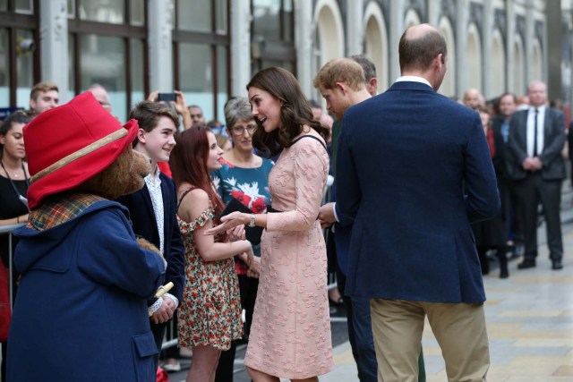 Britain's Prince William, Catherine, The Duchess of Cambridge and Prince Harry attend the Charities Forum at Paddington Station in London, October 16, 2017. REUTERS/Jonathan Brady/Pool