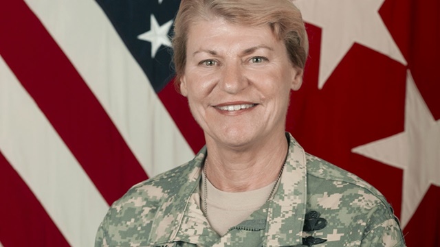 Ann E. Dunwood. Fue la primera mujer en obtener cuatro estrellas de general en el Ejército de Estados Unidos. Además, recibió varias condecoraciones por su participación en la Guerra del Golfo.