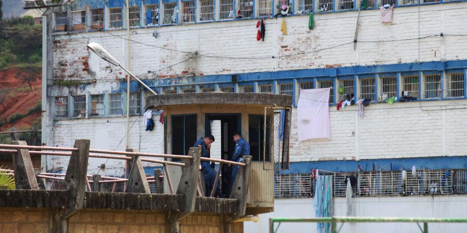 Más de 30 heridos por una pelea en una cárcel en el noroeste de Colombia