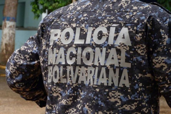 Detenidos nueve policías por presunta participación en robo de armas en arsenal de Anzoátegui