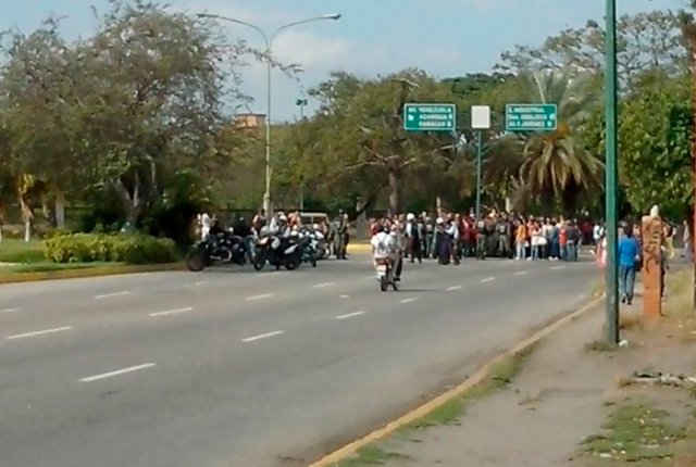 Foto: Protestas colapsa el centro y este de Barquisimeto  / elimpulso.com