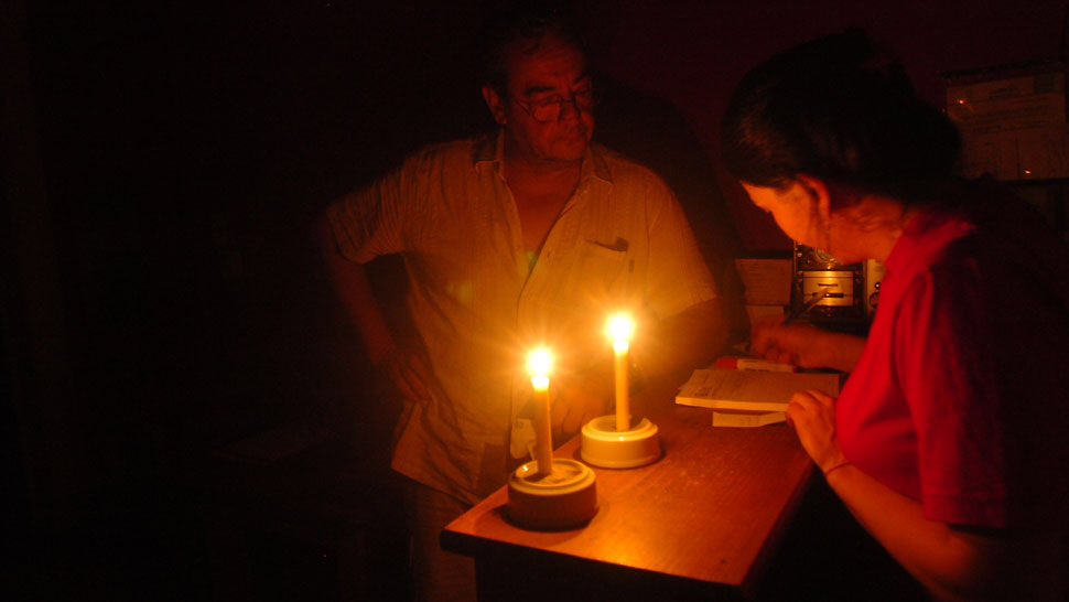 El Trigal sin luz desde la madrugada y ¿Corpoelec dónde está? #13Mar