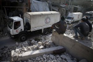 ONU y Cruz Roja dicen convoy no puede retornar a Guta Oriental por violencia