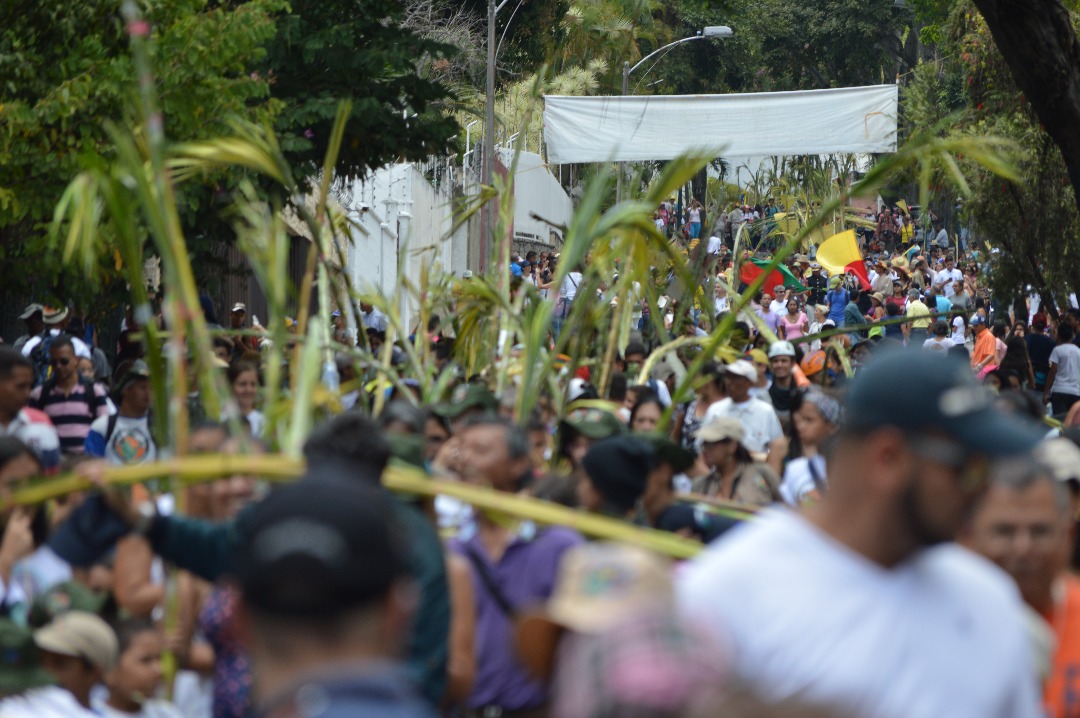 En Chacao reciben a los Palmeros con fe y actos culturales #13Abr