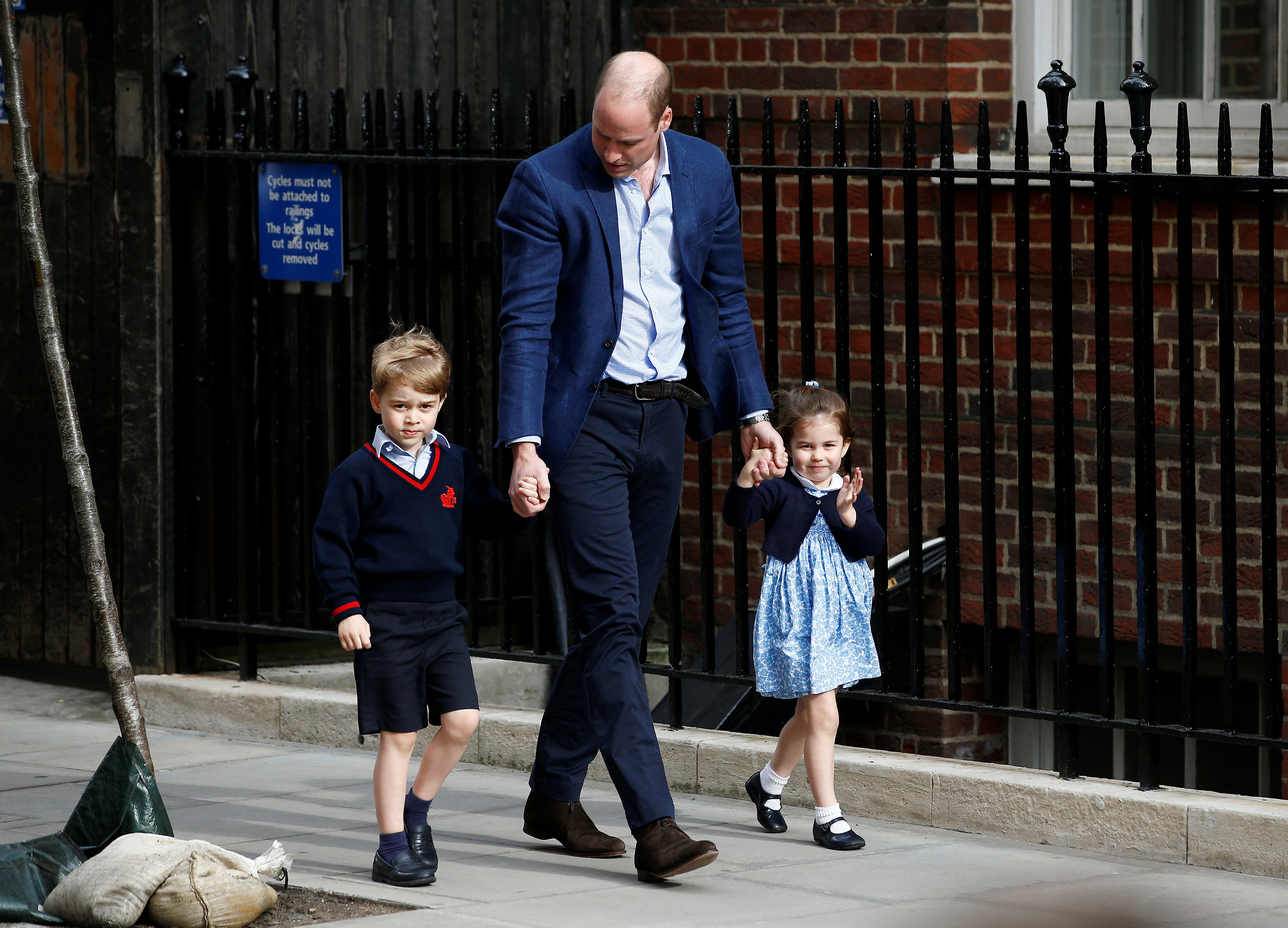 Duque de Cambridge confiesa que ser padre le hizo recordar la muerte de su madre