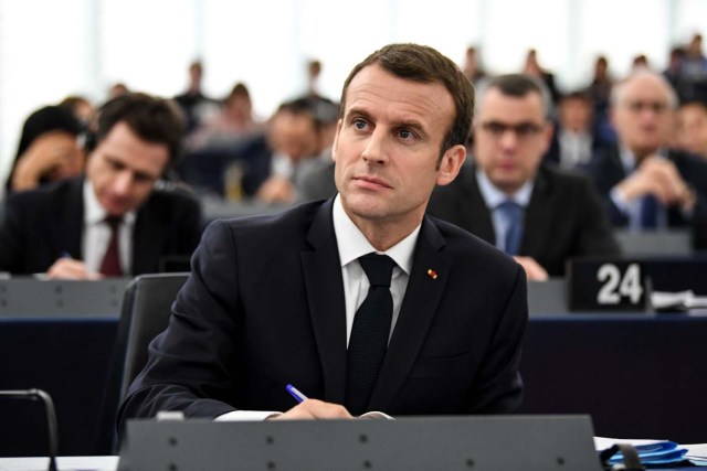 STR007. ESTRASBURGO (FRANCIA), 17/04/2018.- El presidente francés, Emmanuel Macron, durante un encuentro en la sede del Parlamento Europeo, en Estrasburgo, Francia, hoy, 17 de abril de 2018. El presidente francés, Emmanuel Macron, se encuentra en Estrasburgo para debatir sobre la visión de futuro de la Unión Europea con los diputados de la Eurocámara. EFE/ Patrick Seeger