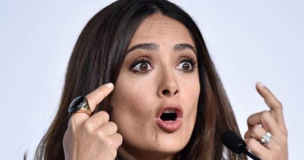 La sorpresa de Salma Hayek al tratar de inyectarse botox en los labios (FOTO)