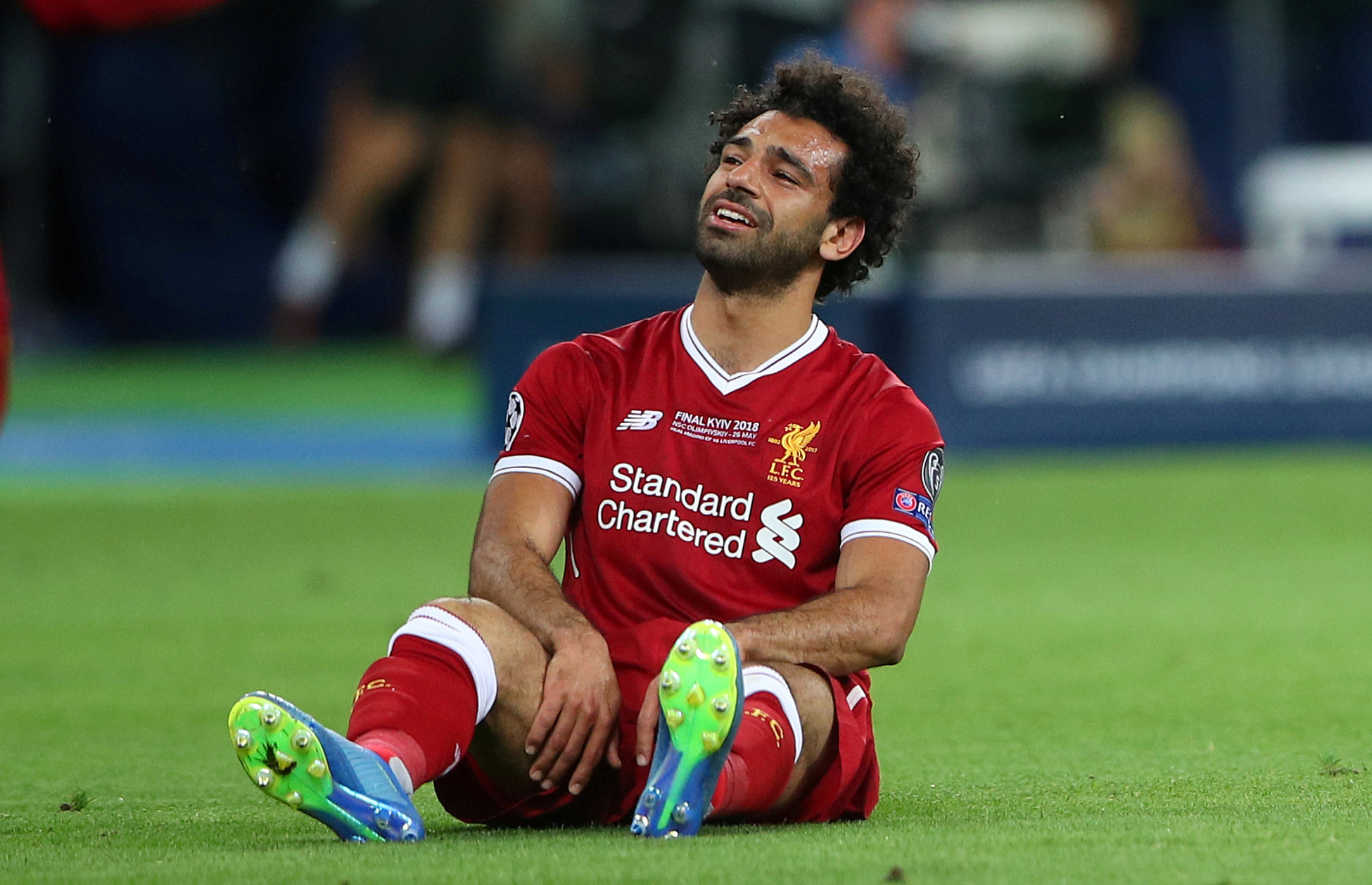 Salah tranquiliza un poco sobre su lesión a unos egipcios en cólera