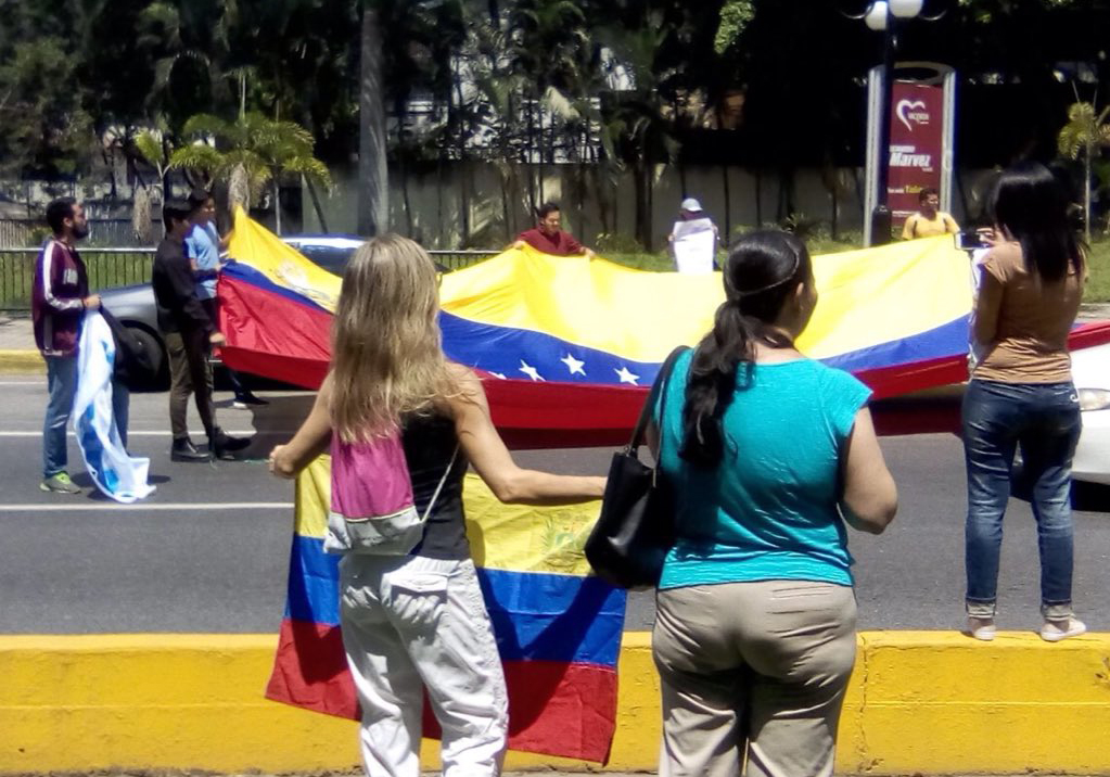 En Carabobo, movimiento estudiantil marcha en contra de las elecciones fraudulentas del #20May