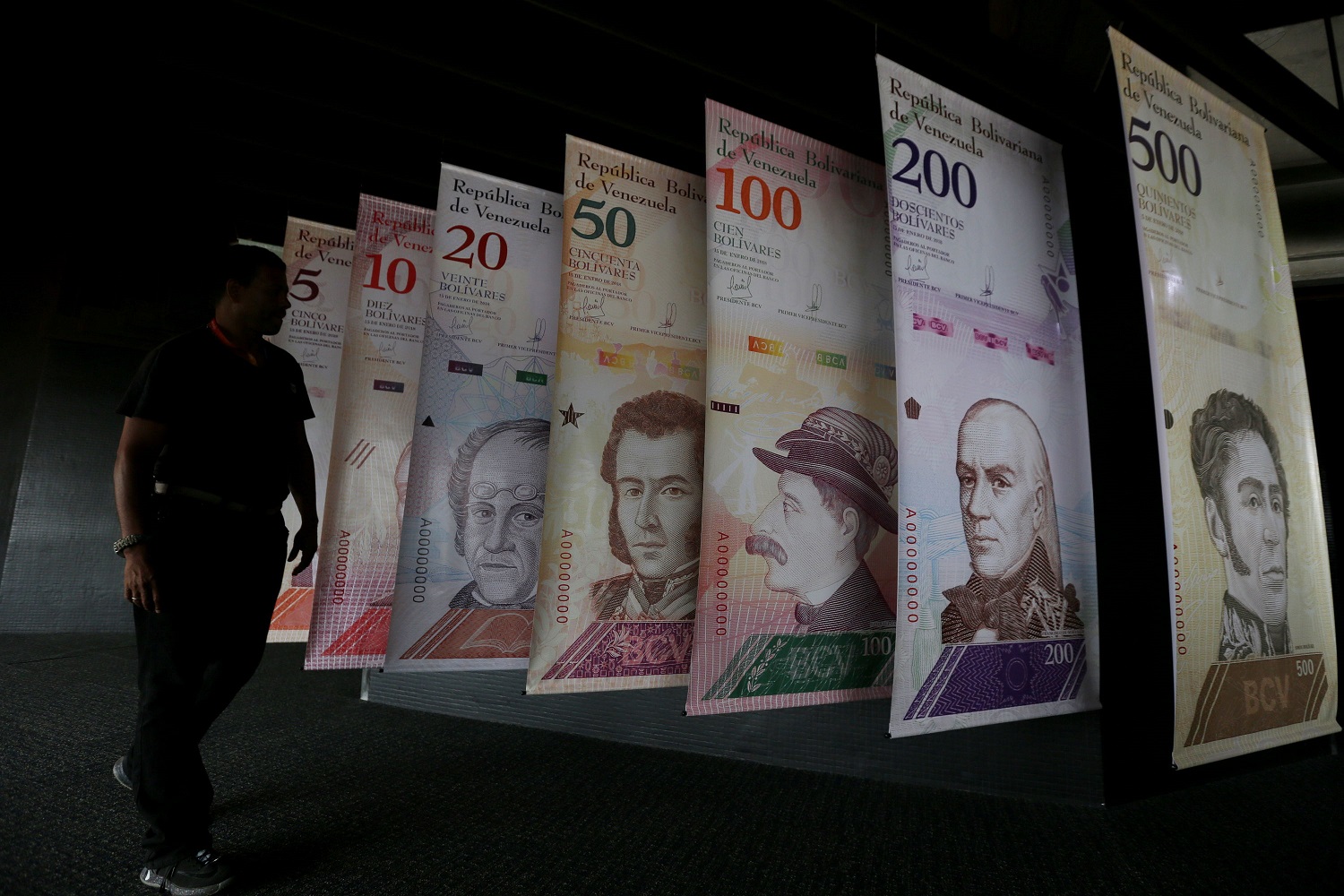 En Gaceta: Diferida la reconversión monetaria para el 4 de agosto
