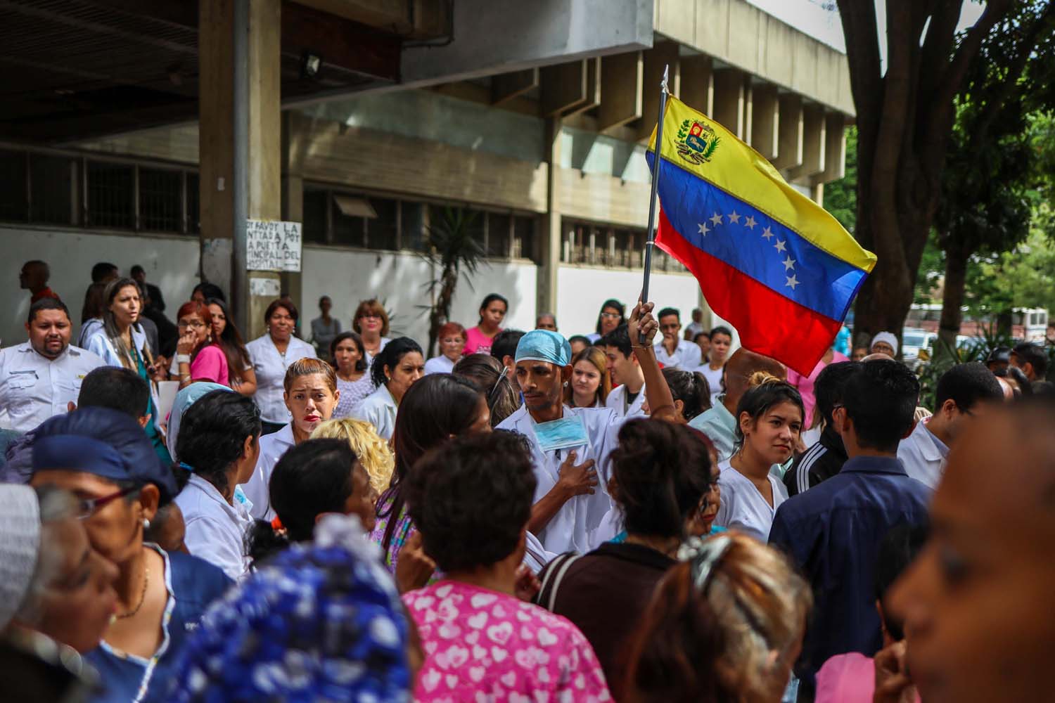 Gremios de la salud discutirán nuevas medidas para continuar la protesta