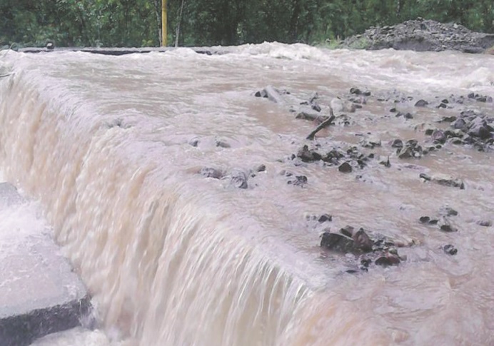 ¡Colapso! Varios sectores de Táchira sin agua e inundados