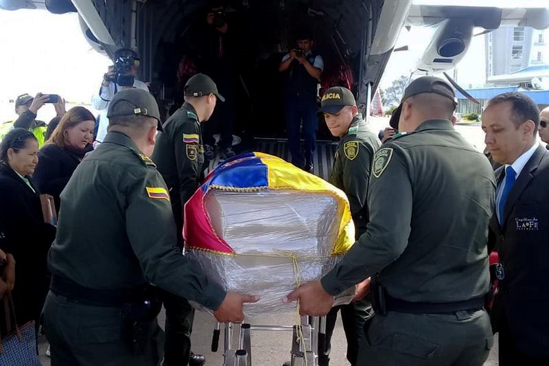Llegan a Quito los cuerpos de pareja ecuatoriana asesinada en cautiverio