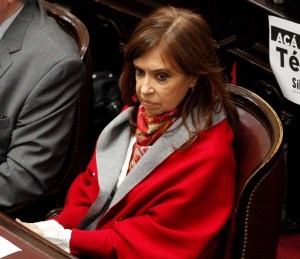 Cristina Kirchner comparece el lunes en causa por corrupción