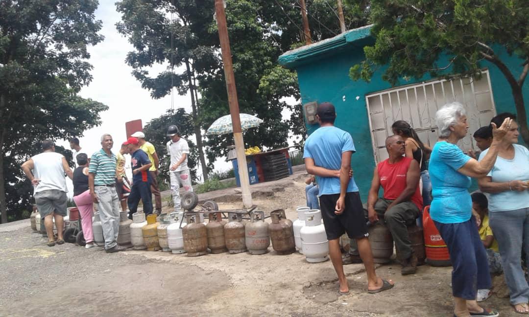 Manifestantes amenazan con cerrar la carretera Panamericana por falta de gas #14Ago