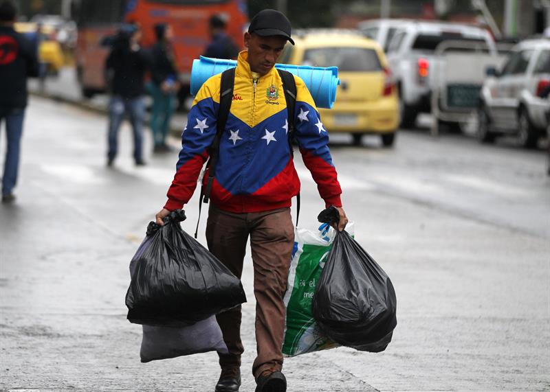 Colombia pide a la OEA que evalúe dar trato de refugiados a migrantes venezolanos