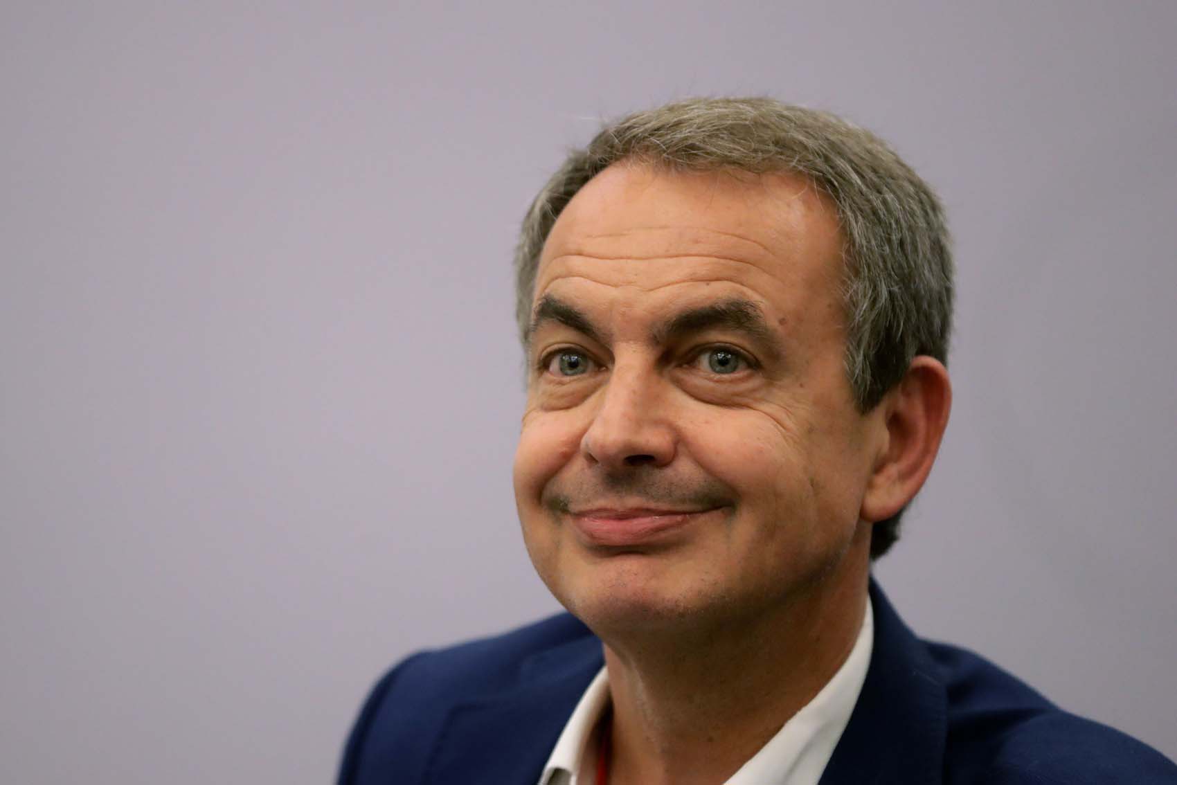 “¡Qué vergüenza!”: Las reacciones desde España a las declaraciones de Zapatero sobre el show electoral (video)