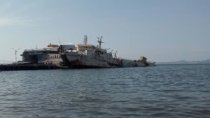 En menos de un mes se hunde otro buque de Conferry en Puerto La Cruz (Video)