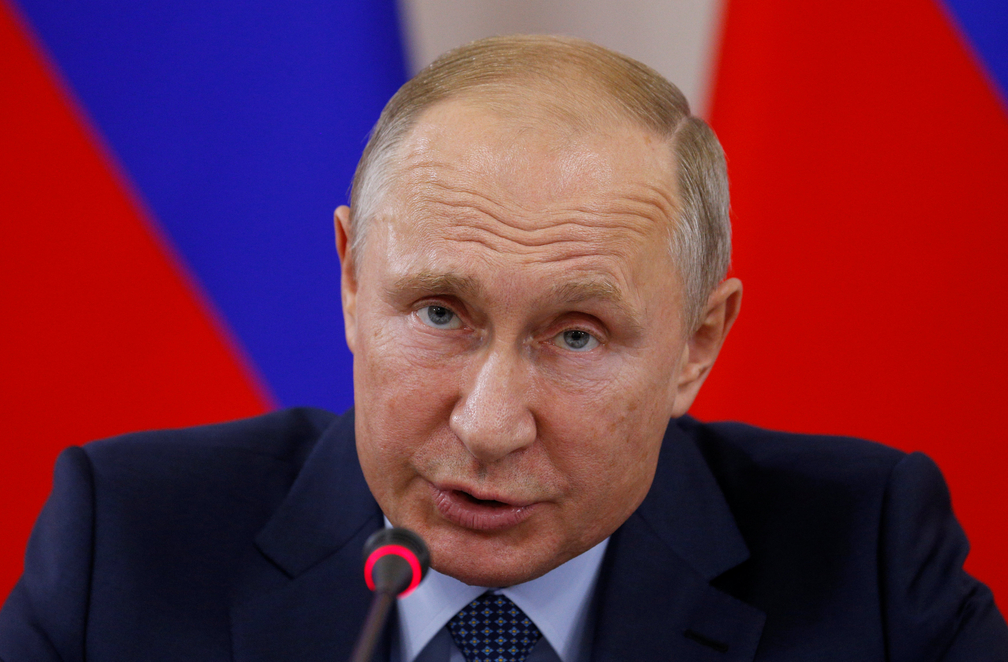 Putin dice que Rusia se verá obligada a responder si EEUU abandona tratado nuclear