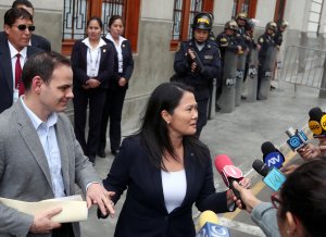 Esposo de Keiko Fujimori pidió que se le levante la prohibición de salida de Perú