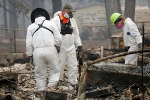 Los incendios en California suman 59 muertos y unos 130 desaparecidos