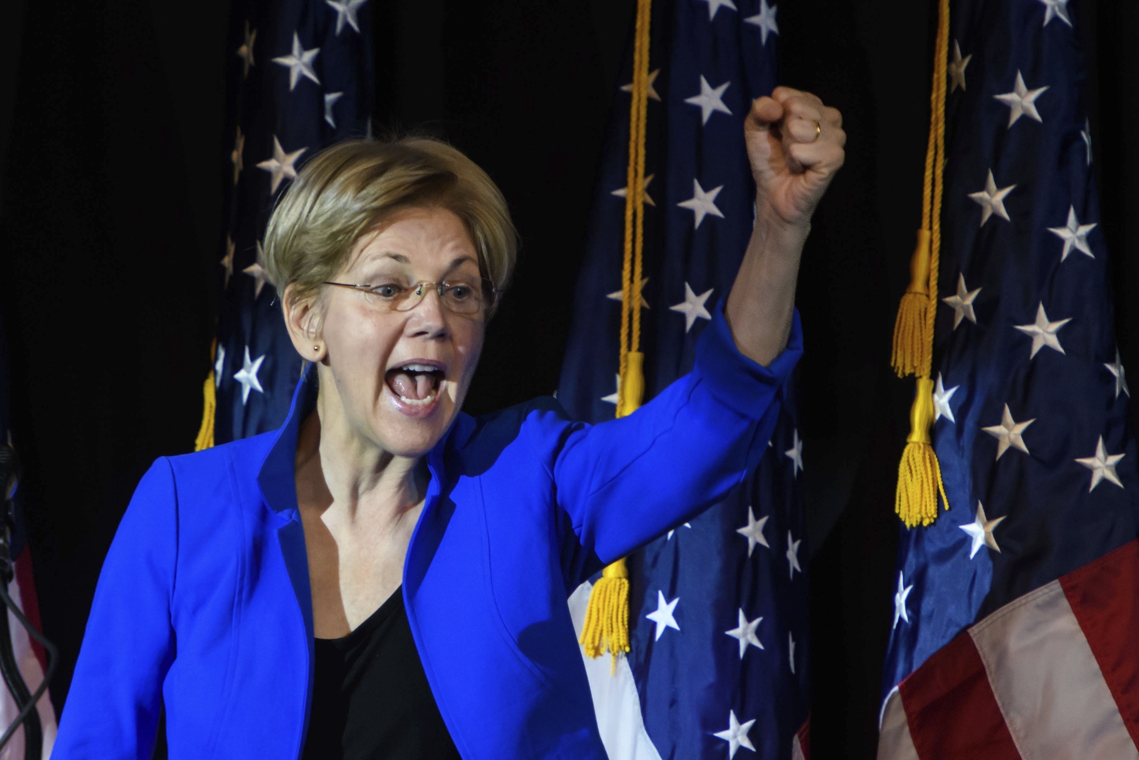 Warren dice no estar lista hoy para apoyar ninguna candidatura demócrata