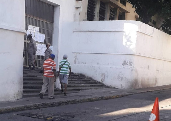 En centros de votación en Vargas no hay rastro de participación #9Dic