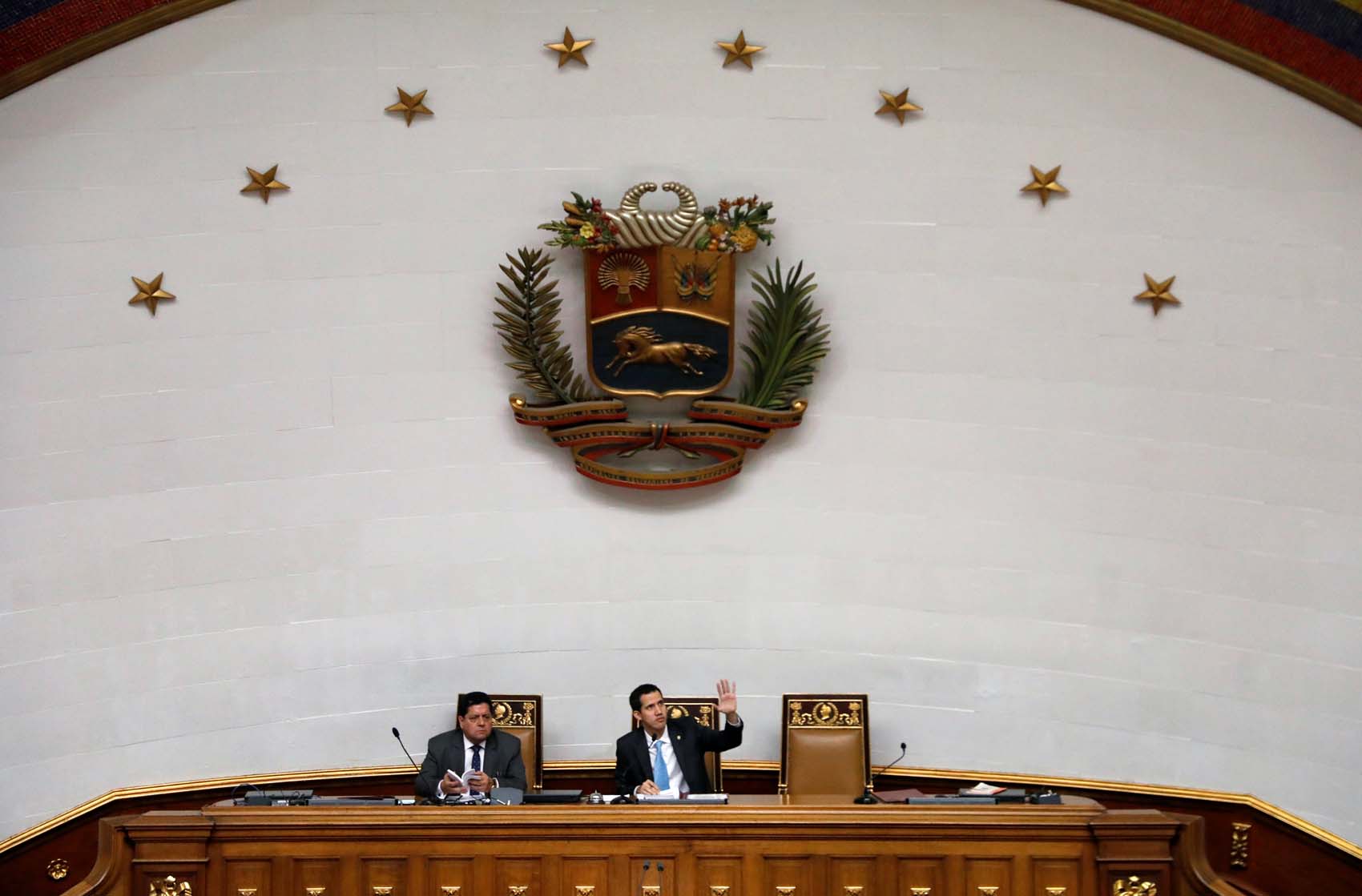 Asamblea Nacional considera pedir a varios países que congelen cuentas del régimen de Maduro