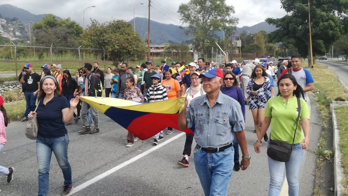 Marchan en Mérida contra la usurpación de poder de Maduro #10Ene