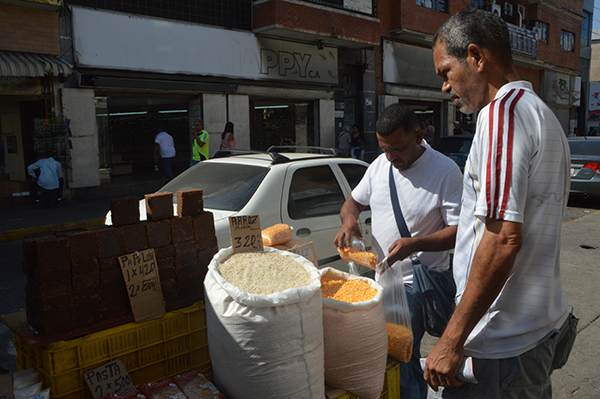 El maíz pilado es la gran solución para las amas de casa en Vargas